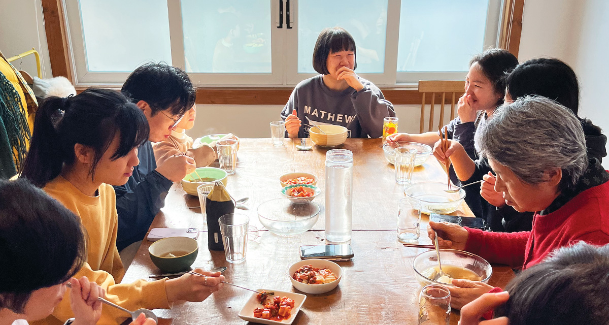 모두를 위한 정거장 지향집