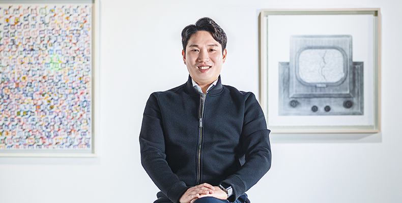 뜻밖의 미술관 센터장 김성혁 썸네일이미지