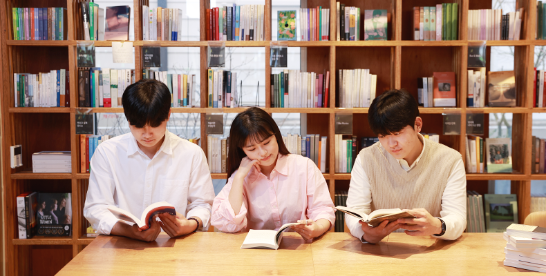 읽고, 듣고, 배우다 ‘전주시민독서학교’ 썸네일이미지